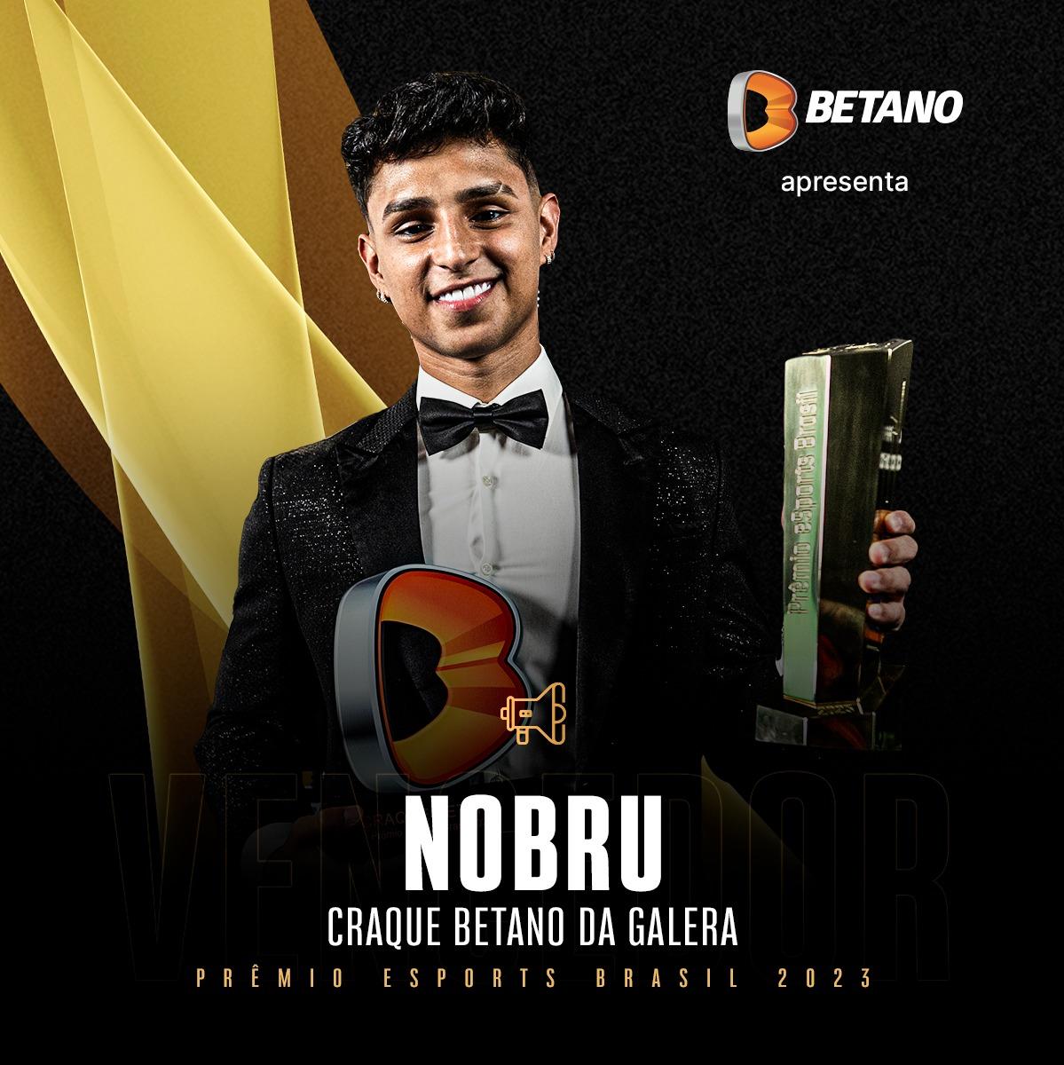 Nobru leva troféu de Craque da Galera em Prêmio eSports Brasil 2023